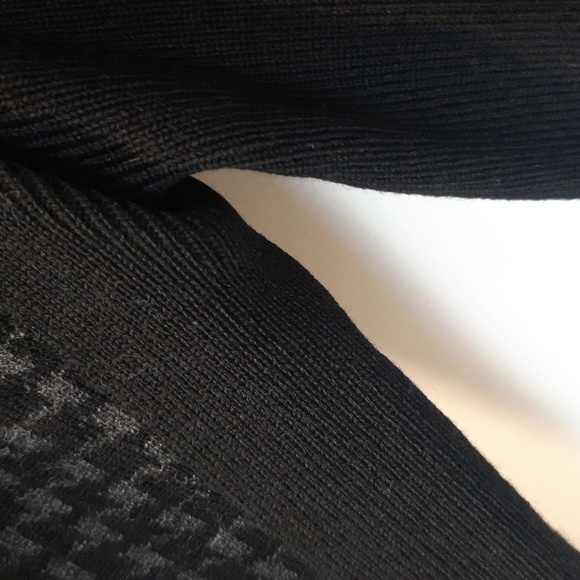 Theory Tommy D'Noble Black Gray Houndstooth Sporty Sweater Size Small Wool Poly - Picture 4 of 7
